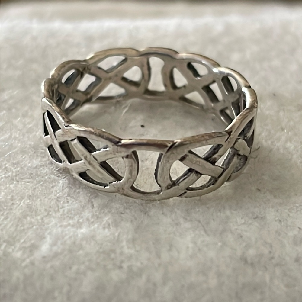 .925 Sterling Silver Open Design Cut Out Band  Ring Unisex